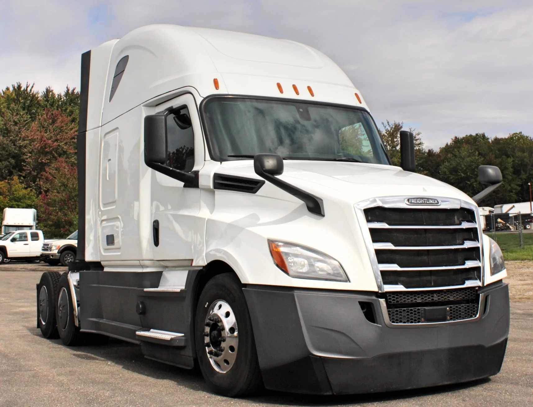 Freightliner Cascadia at sunset
