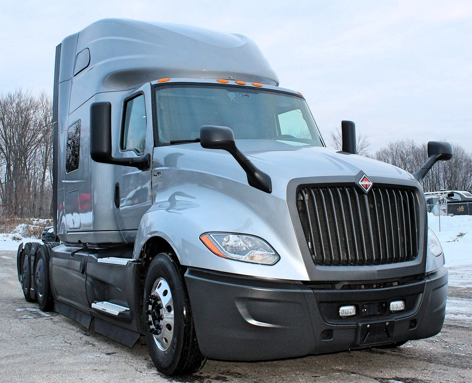 2022 International LT625 - Semi Trucks for Sale