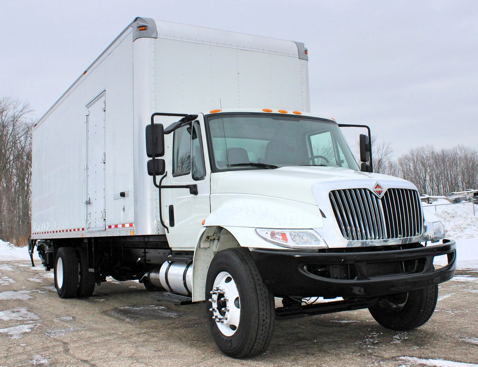 2017 International Durastar 4300 - Semi Trucks for Sale