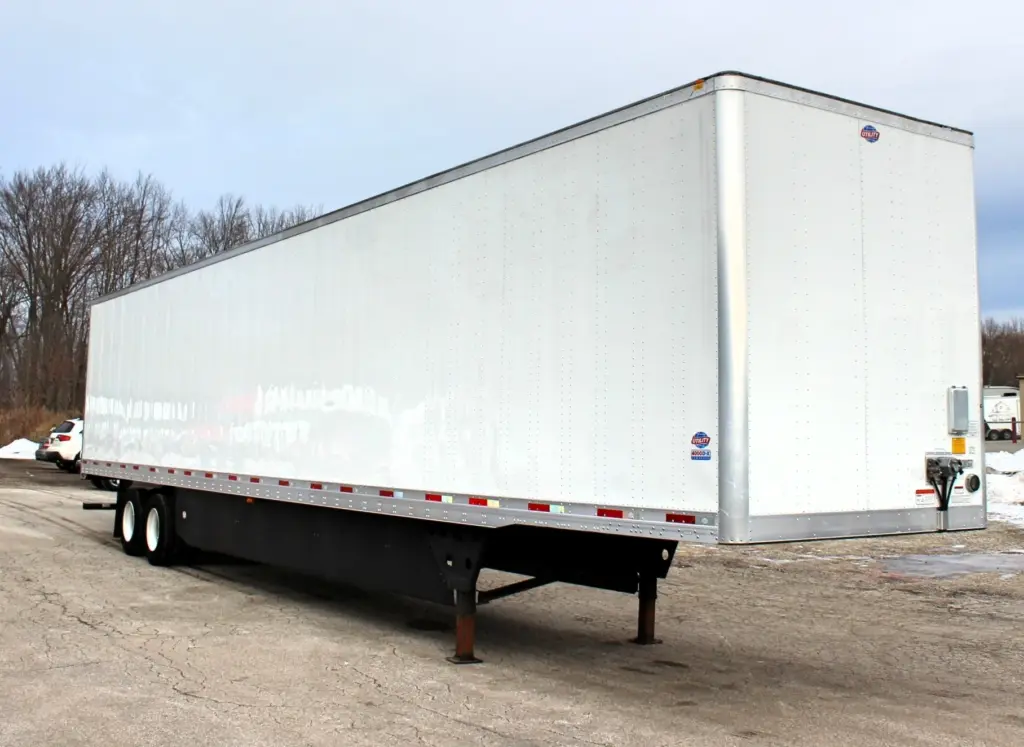 2023 Utility 53x102 Dry Van - Semi Trucks for Sale