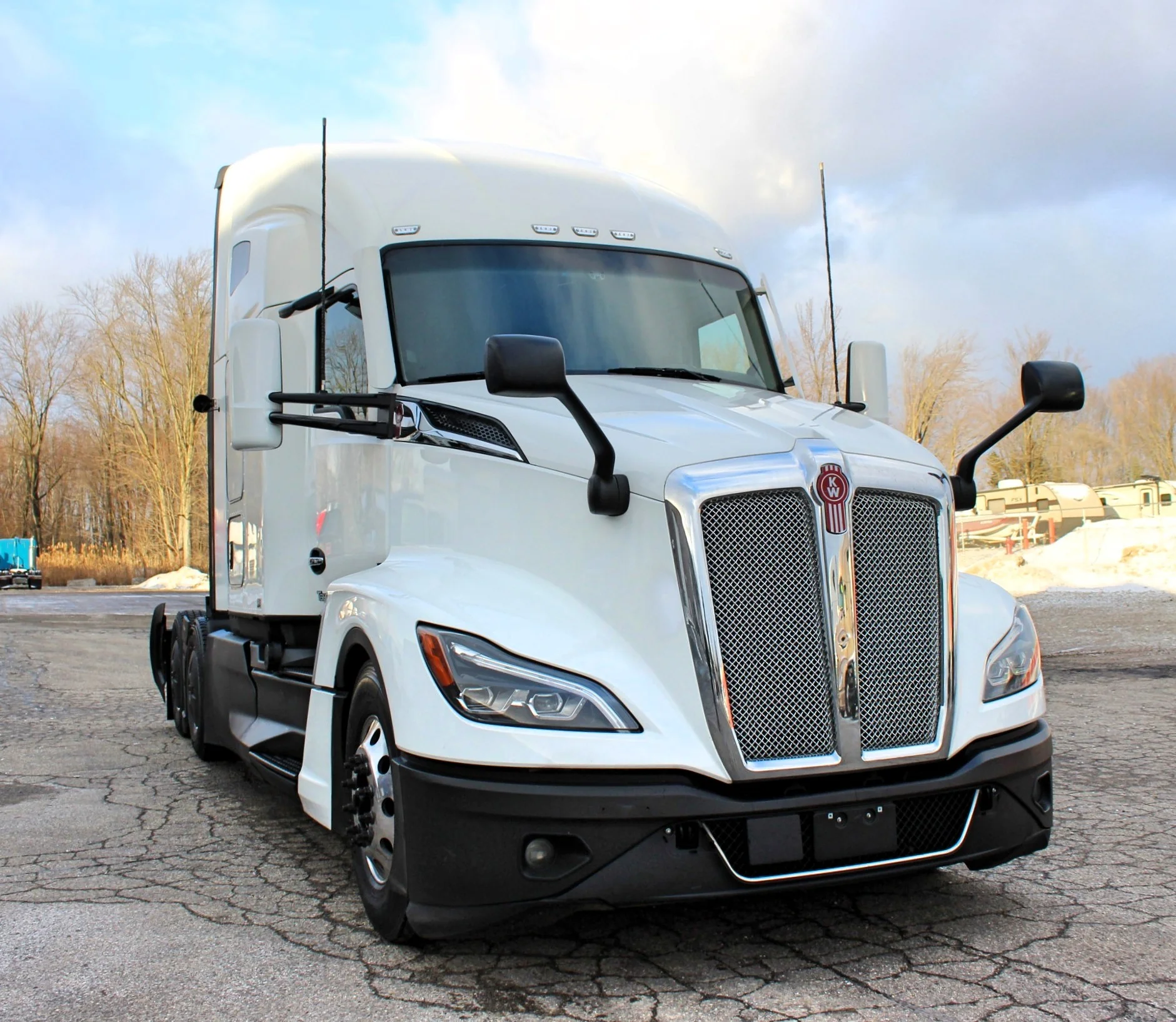 2022 Kenworth T680 Next Gen - Semi Trucks for Sale