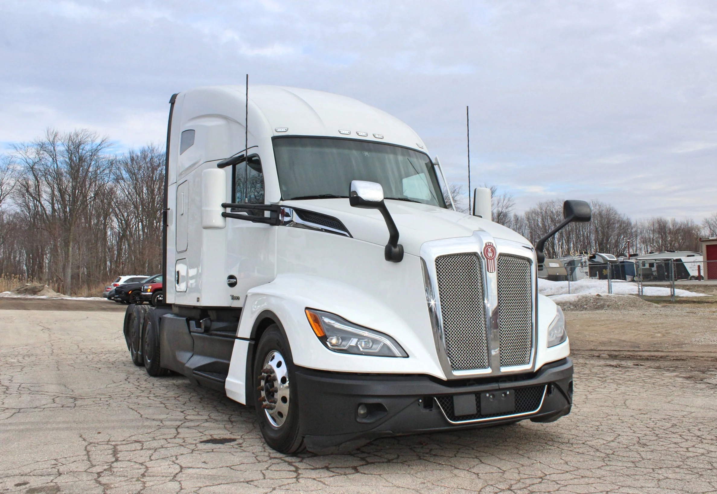 2022 Kenworth T680 Next Gen - Semi Trucks for Sale