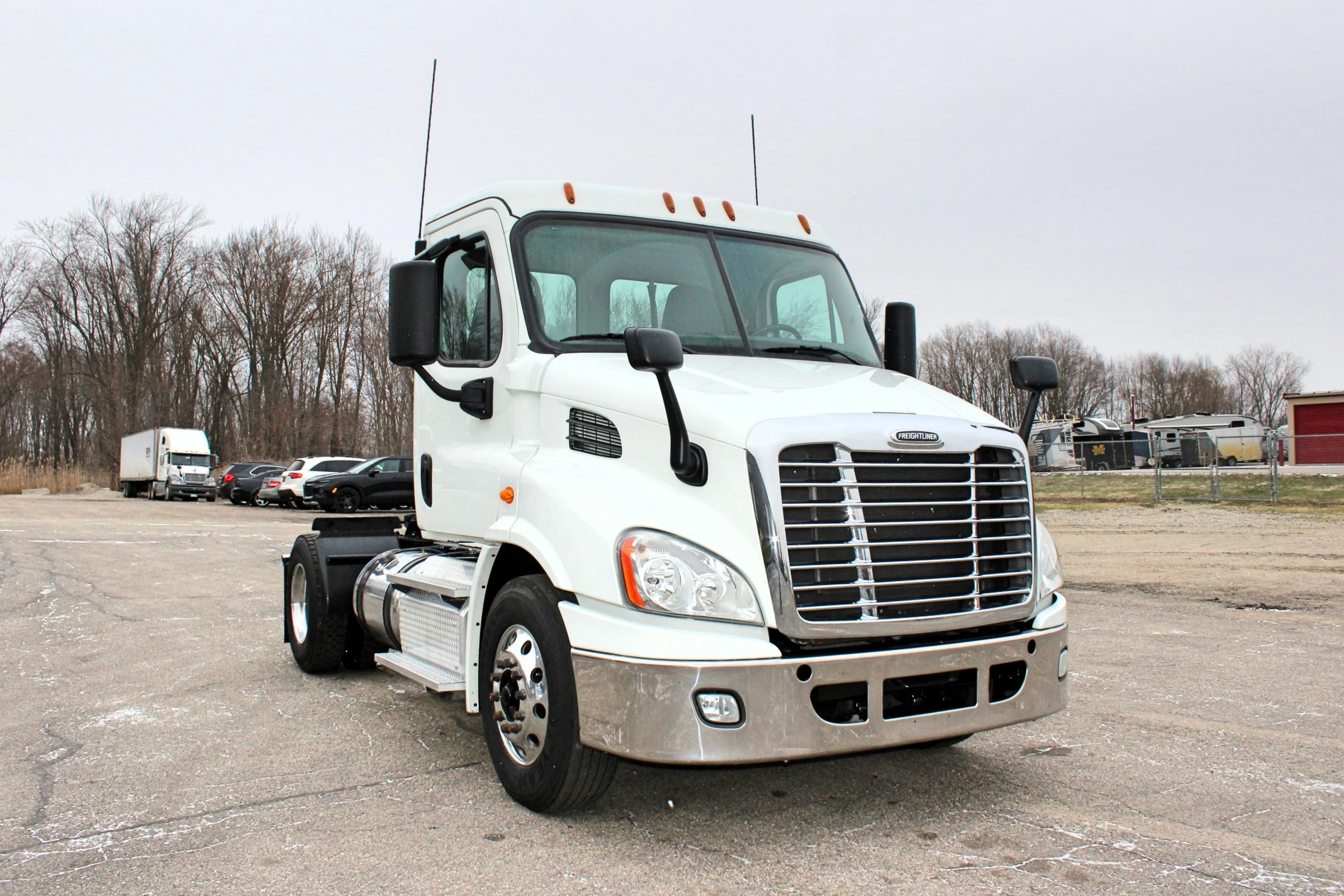 2019 Freightliner Cascadia 113 - Semi Trucks for Sale