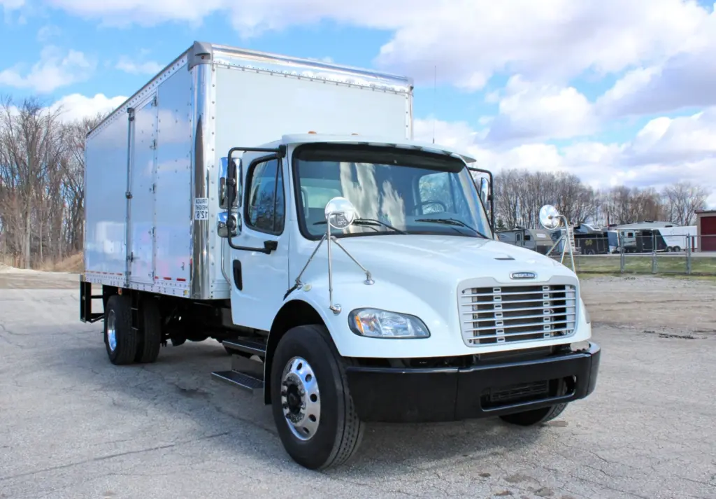 2019 Freightliner M2 106 - Semi Trucks for Sale
