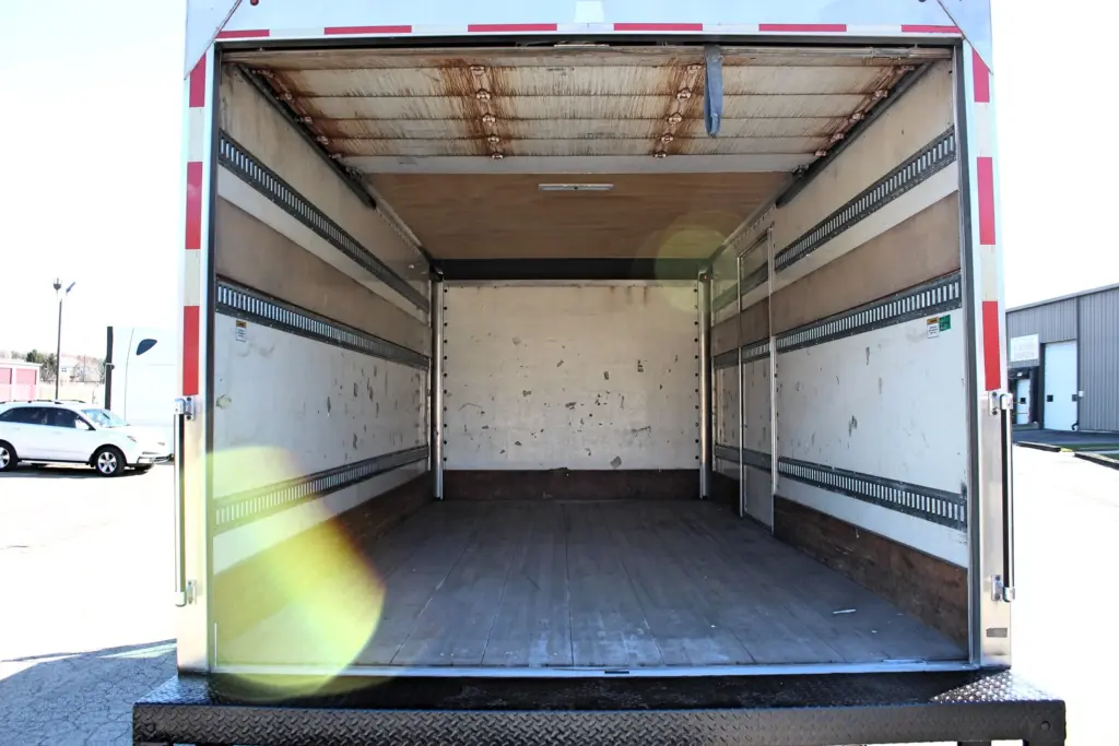 2019 Freightliner M2 106 - Semi Trucks for Sale