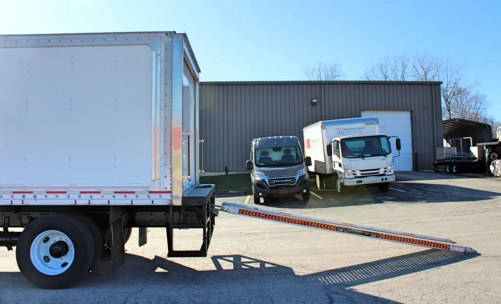 2019 Freightliner M2 106 - Semi Trucks for Sale