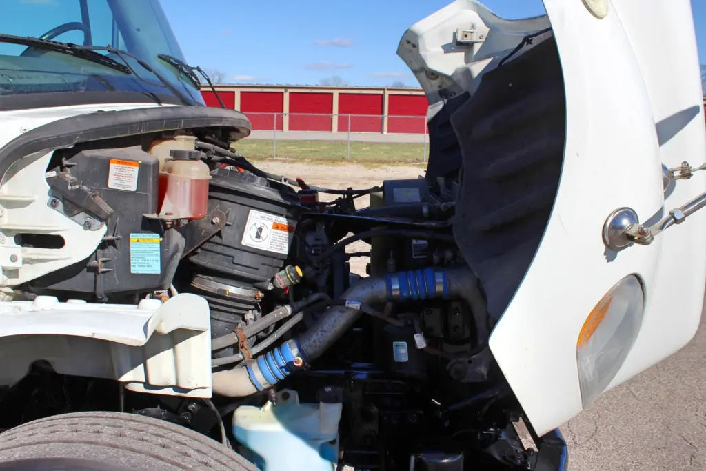 2019 Freightliner M2 106 - Semi Trucks for Sale