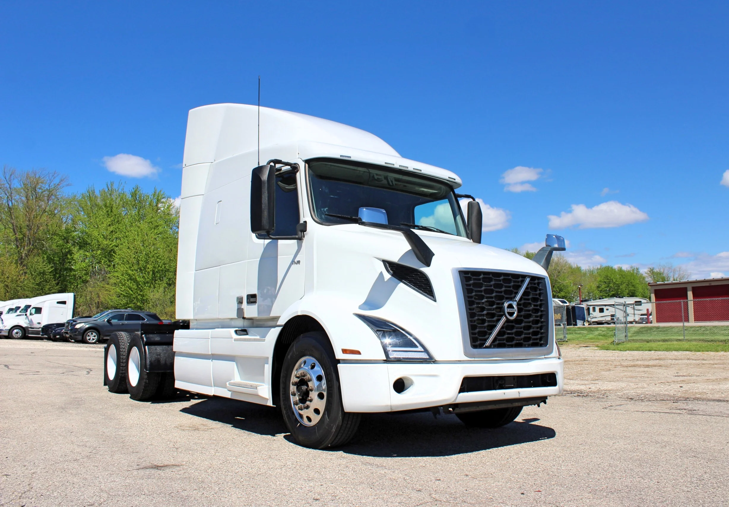 2019 Volvo VNR 640 - Semi Trucks for Sale
