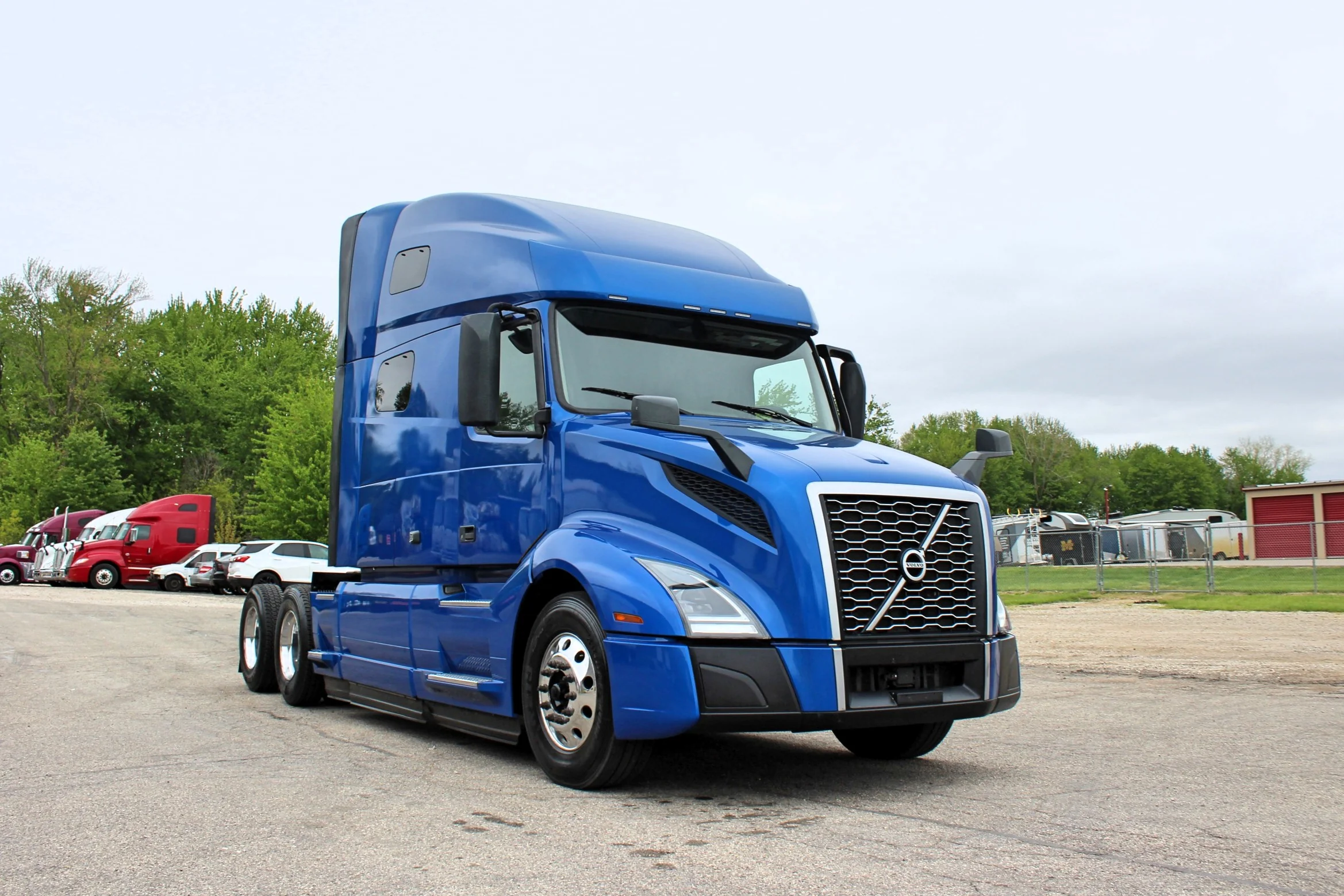 2021 Volvo VNL 760 - Semi Trucks for Sale