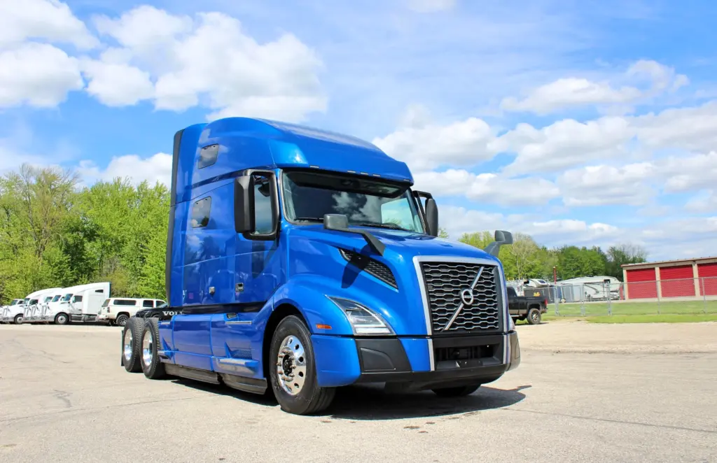 2021 Volvo VNL 760 - Semi Trucks for Sale