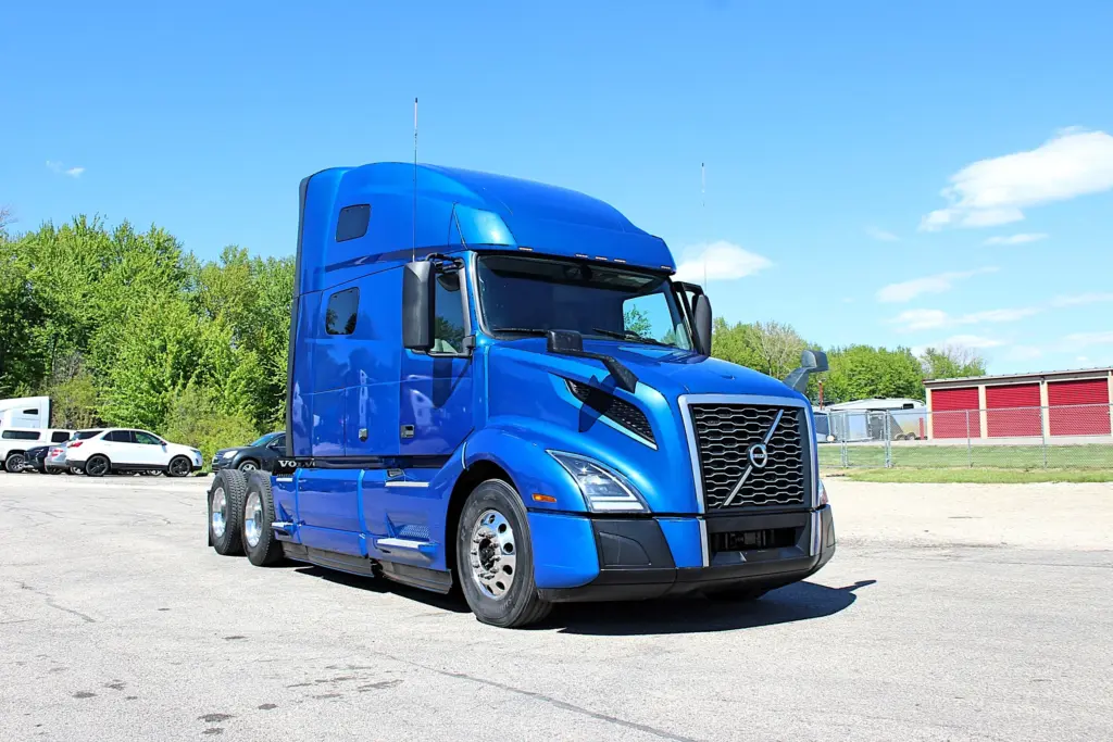 2021 Volvo VNL 760 - Semi Trucks for Sale