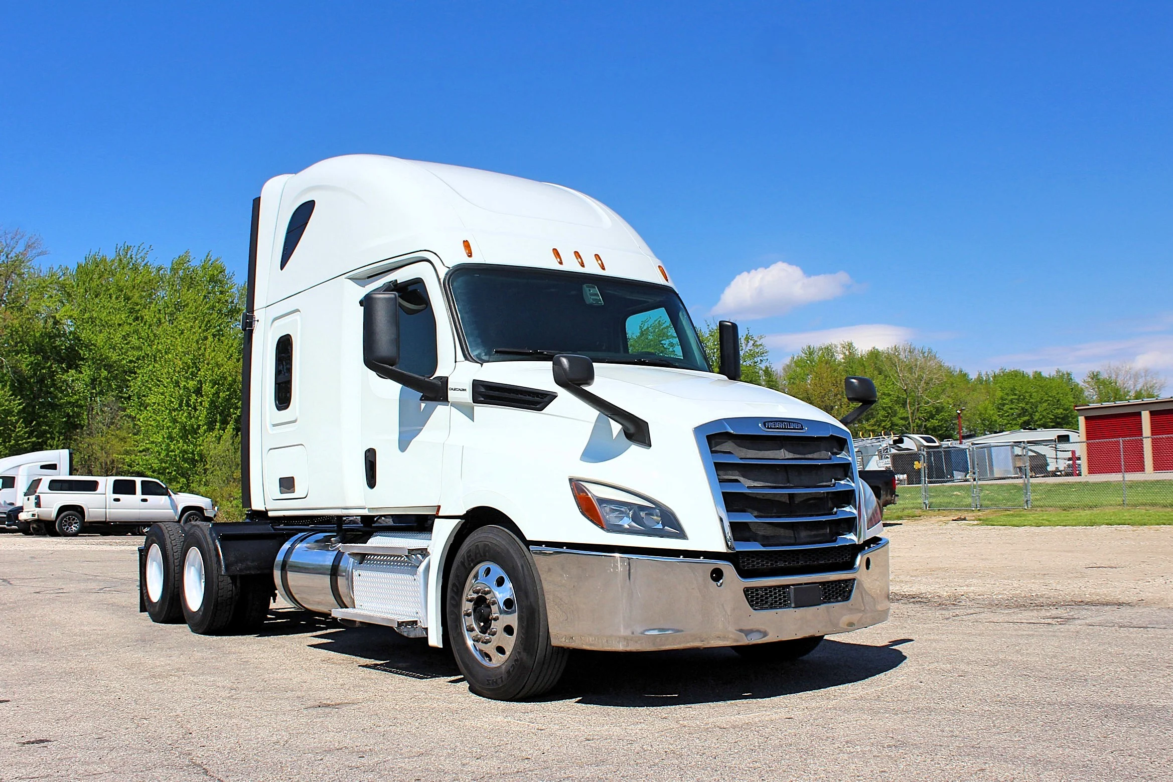 2020 Freightliner Cascadia 126 - Semi Trucks for Sale