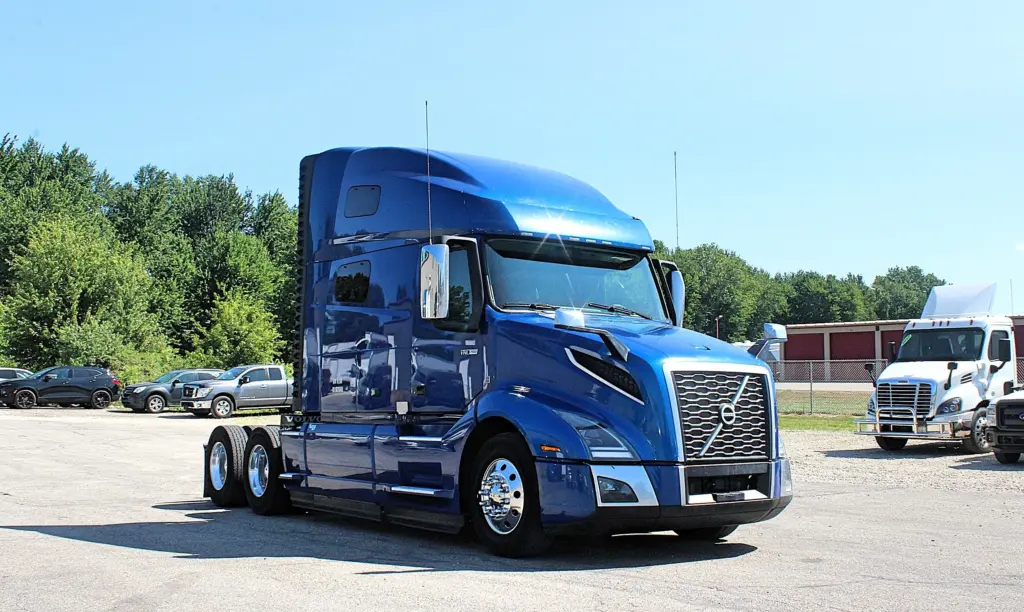 2022 Volvo VNL 760 - Semi Trucks for Sale