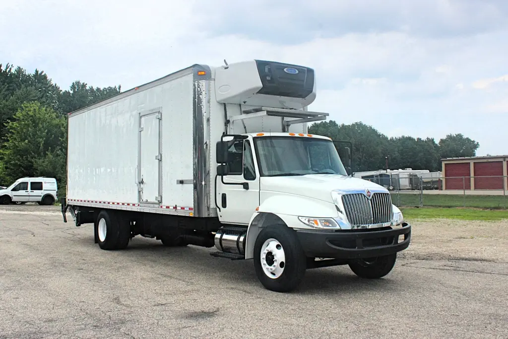 2017 International 4300 - Semi Trucks for Sale