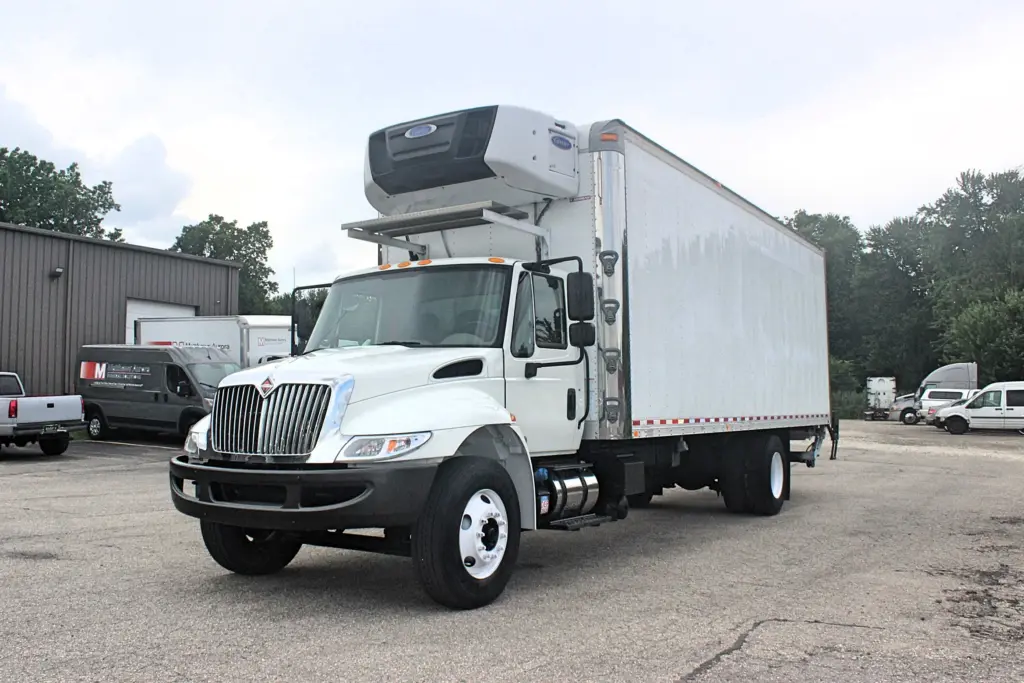 2017 International 4300 - Semi Trucks for Sale