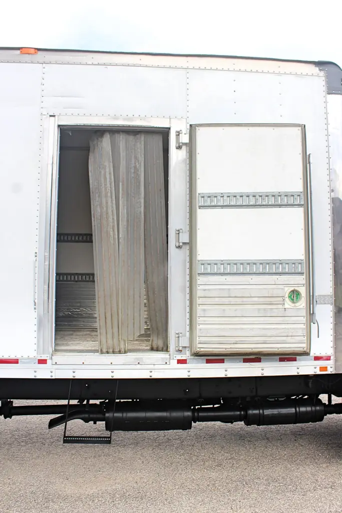 2017 International 4300 - Semi Trucks for Sale