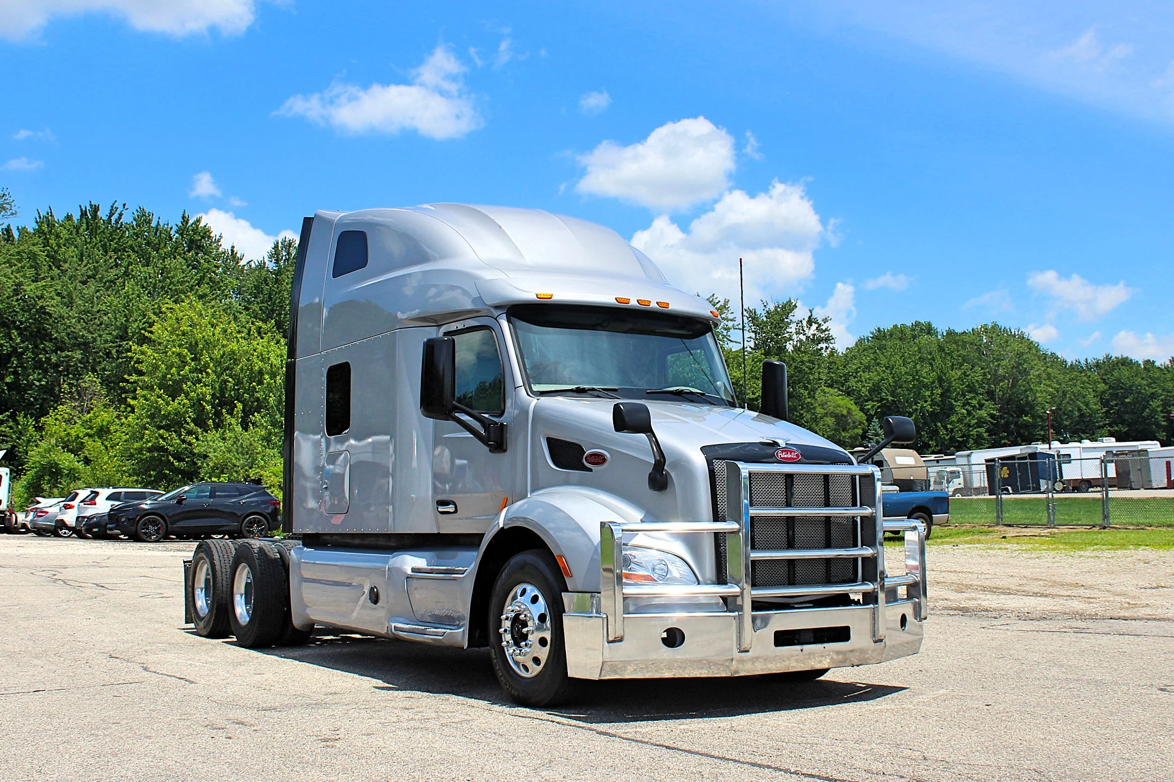 2022 Peterbilt 579 Ultraloft - Semi Trucks for Sale