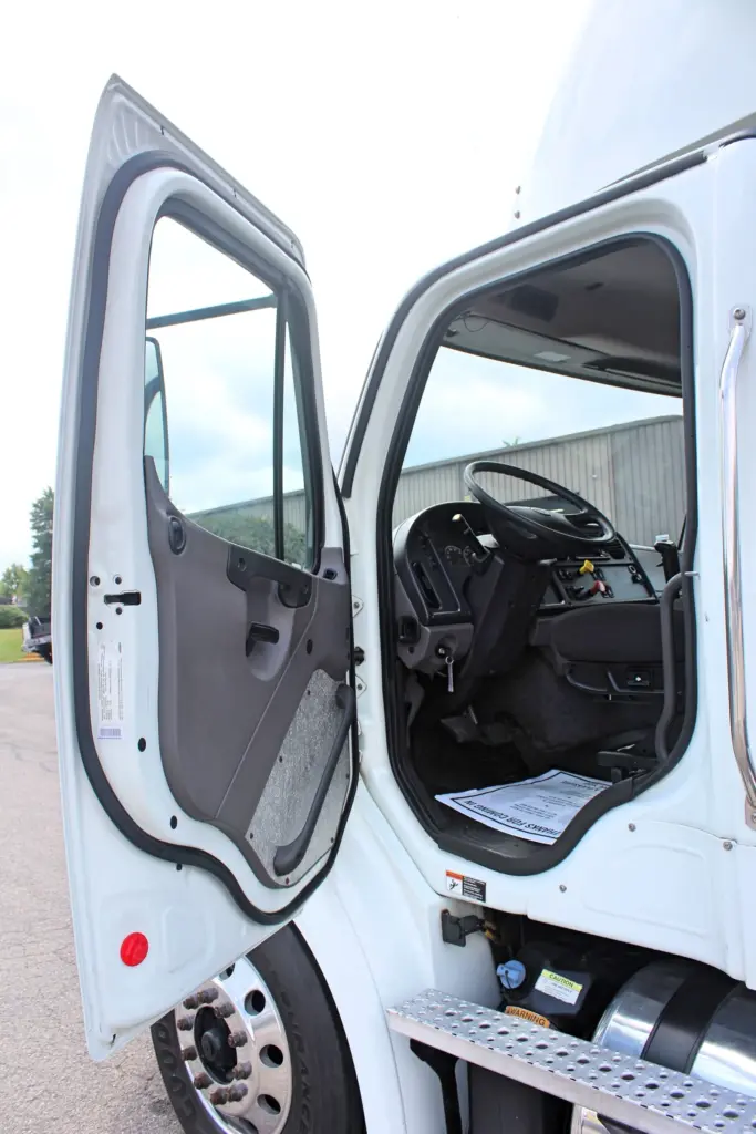 2020 Freightliner M2-112 - Semi Trucks for Sale