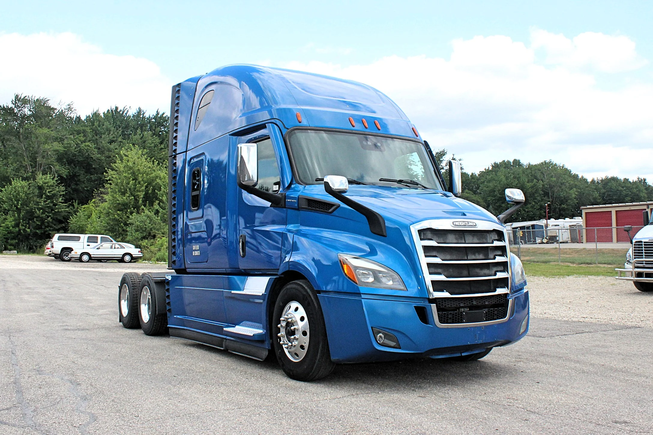 2023 Freightliner Cascadia 126 - Semi Trucks for Sale