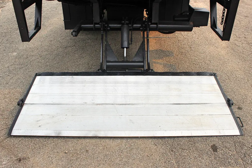 2020 Chevrolet LCF 4500HD - Semi Trucks for Sale