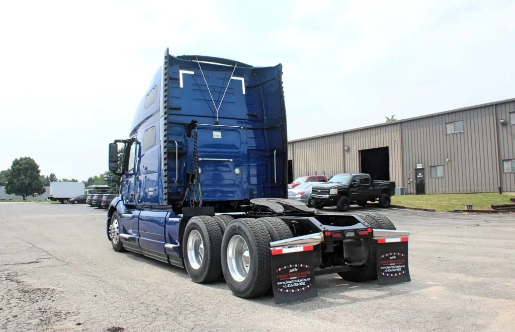 2022 Volvo VNL 760 - Semi Trucks for Sale