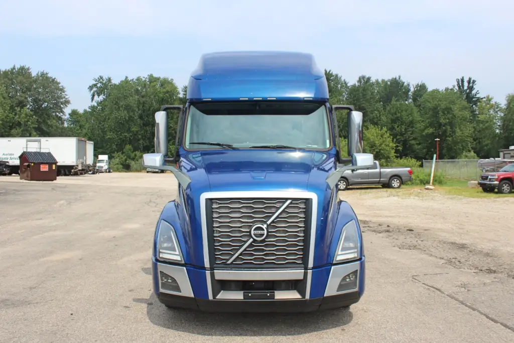 2022 Volvo VNL 760 - Semi Trucks for Sale