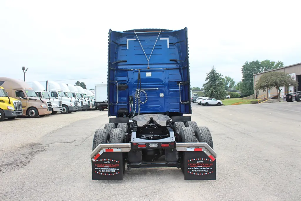 2022 Volvo VNL 760 - Semi Trucks for Sale