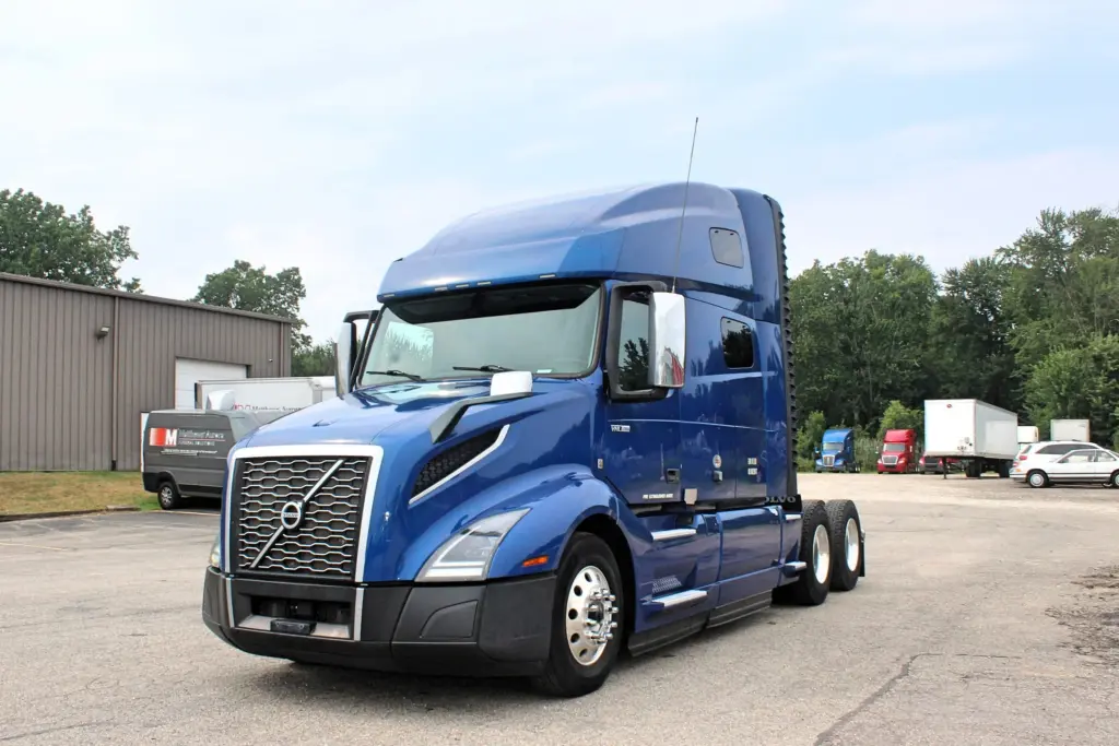 2022 Volvo VNL 760 - Semi Trucks for Sale