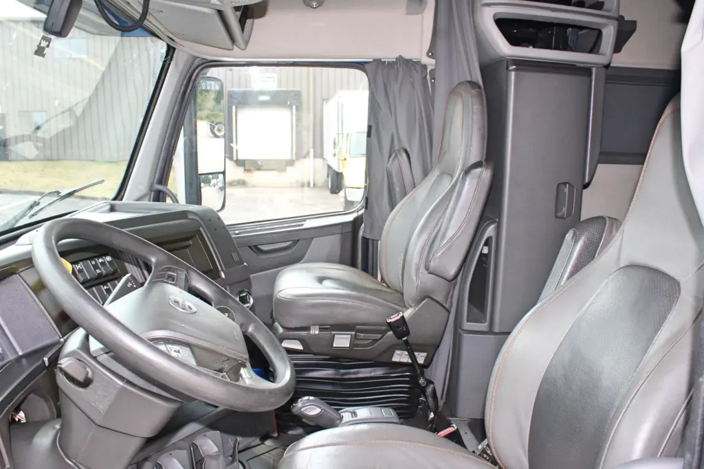 2022 Volvo VNL 760 - Semi Trucks for Sale