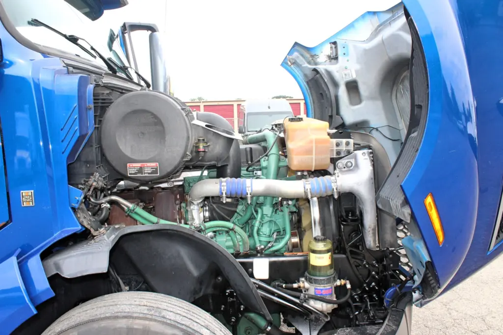 2022 Volvo VNL 760 - Semi Trucks for Sale