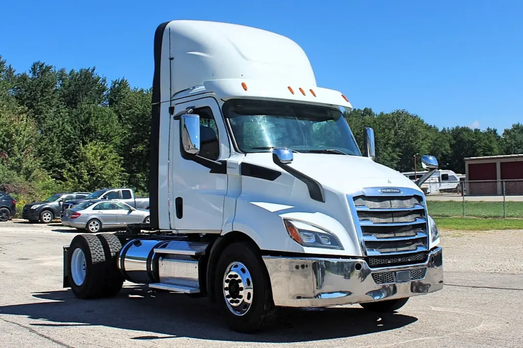 2019 Freightliner Cascadia 116 - semi truck for sale