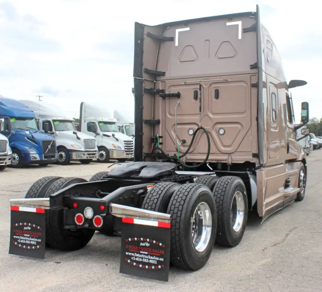 2024 Freightliner Cascadia 126 - Semi Trucks for Sale