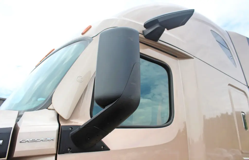 2024 Freightliner Cascadia 126 - Semi Trucks for Sale