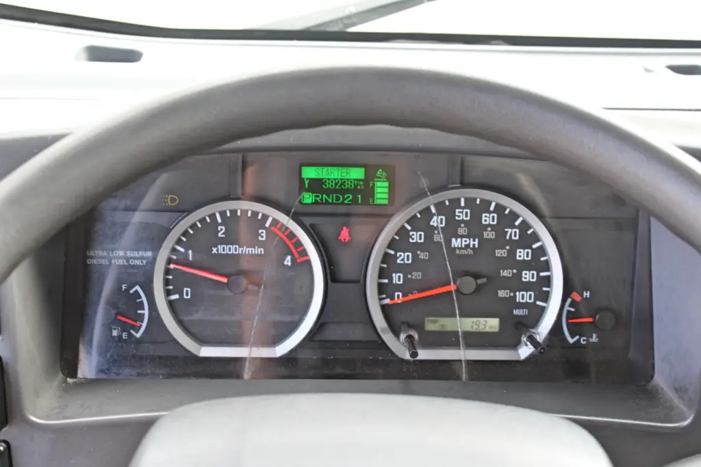 2019 Isuzu NPR HD instrument cluster and gauges