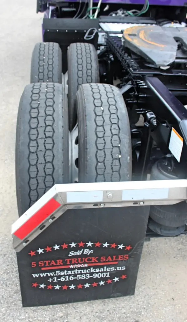 2023 Mack Anthem - dual rear tires and mud flap