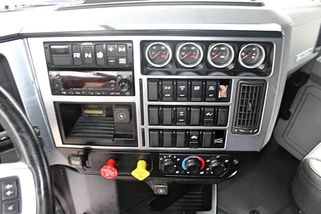 2023 Mack Anthem - dashboard controls, gauges and transmission controls