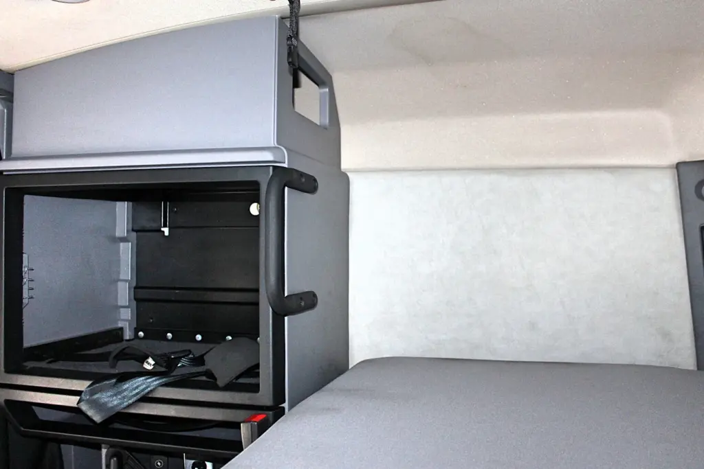 2023 Mack Anthem - sleeper storage compartments