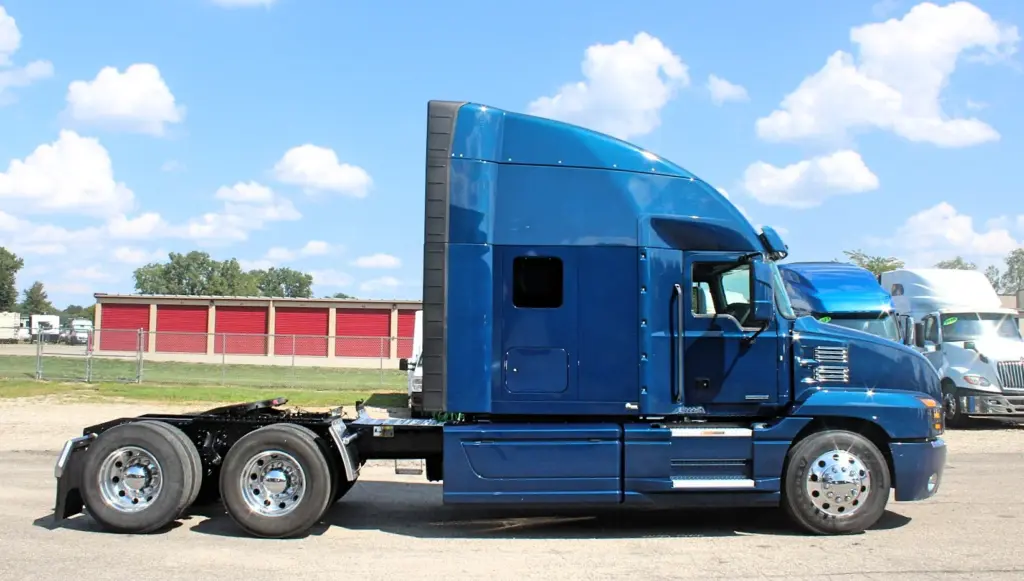 2023 Mack Anthem semi truck - sleeper cab side profile