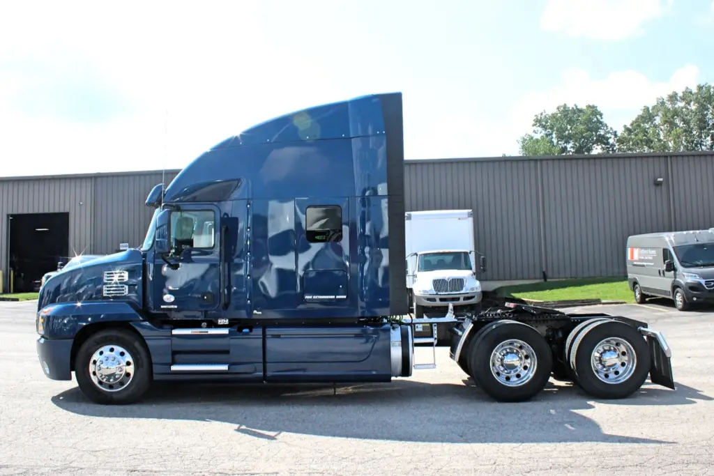 2023 Mack Anthem semi truck - side exterior profile