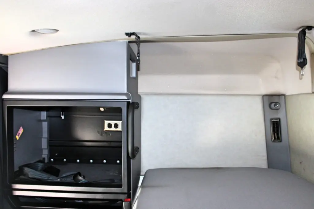 2023 Mack Anthem - sleeper storage cabinets