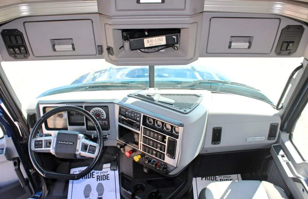 2023 Mack Anthem - dashboard and overhead storage