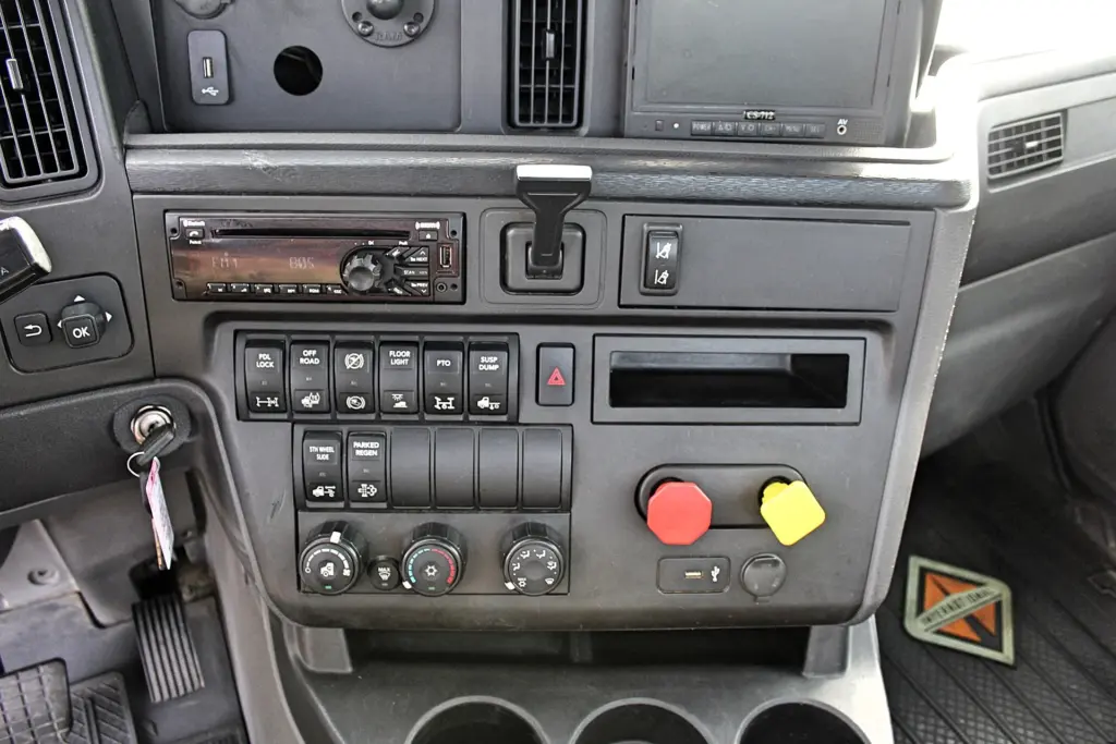 2020 International RH613 dashboard controls, PTO switches, climate controls and air brakes