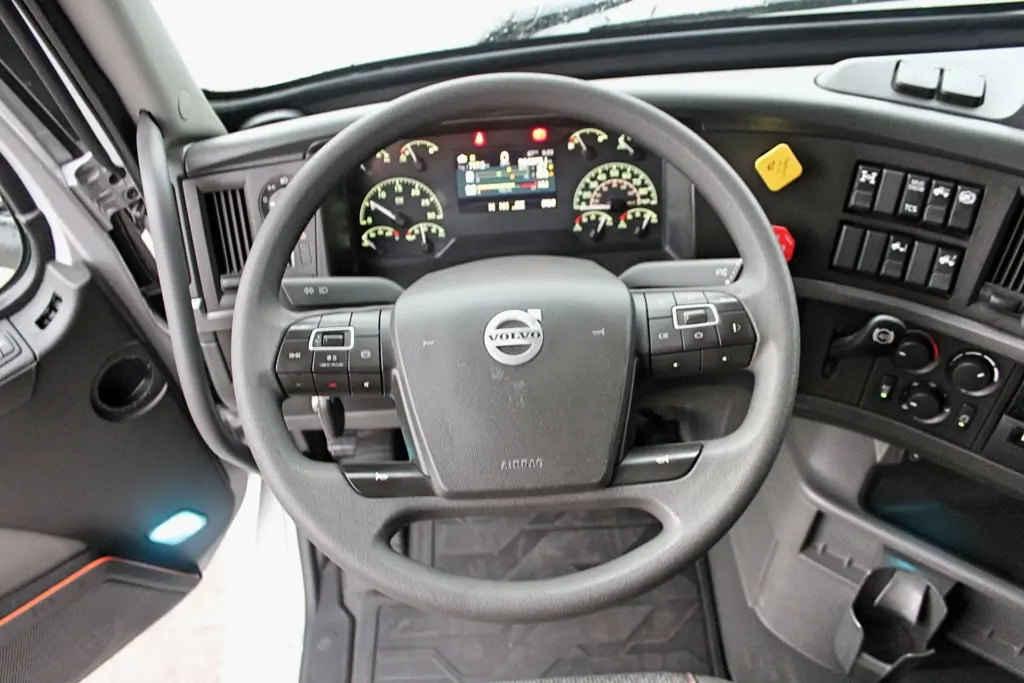 2022 Volvo VNL 760 – Volvo steering wheel and instrument panel close-up