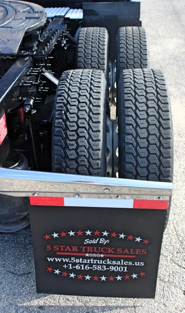 2024 Volvo VNL 760 - rear drive tire tread close-up