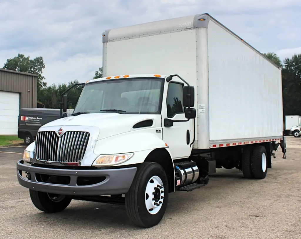 2019 International MV607 box truck - front side exterior view