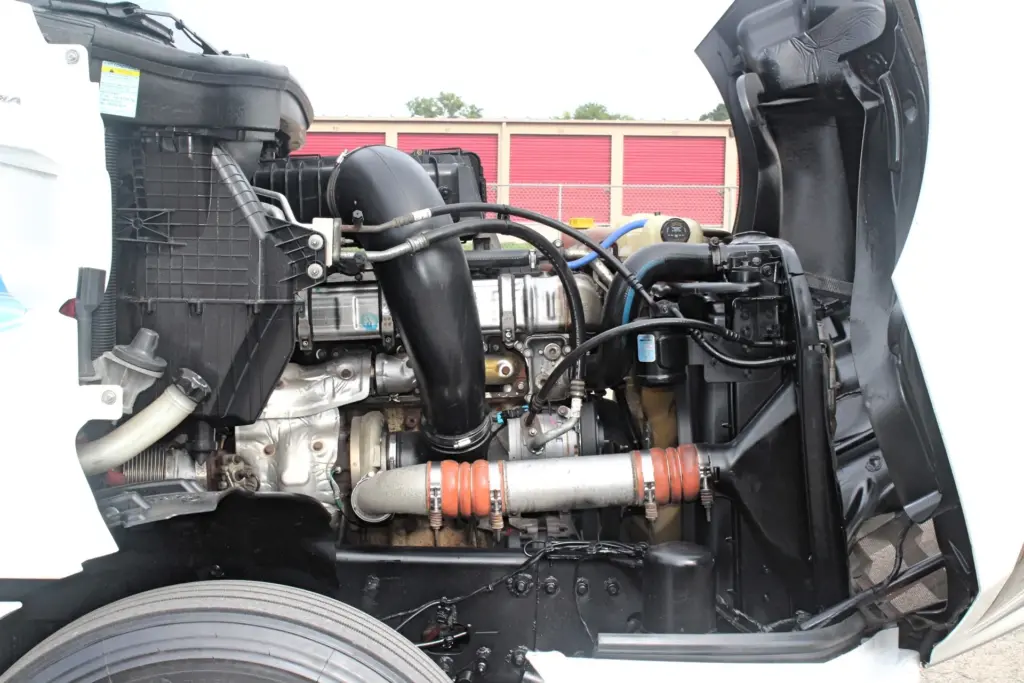 2019 Freightliner Cascadia 126 – Detroit diesel engine compartment passenger-side view