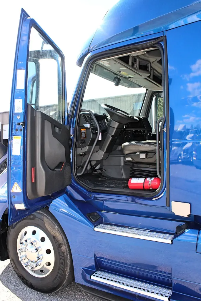2020 Volvo VNL 760 – driver door open showing cab entry and interior
