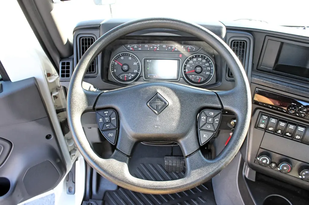 2020 International RH613 – clean day cab interior with driver and passenger seating