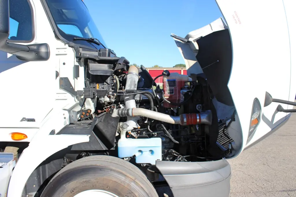 2020 International RH613 – dashboard display showing 1,201 engine hours and 69,311 miles