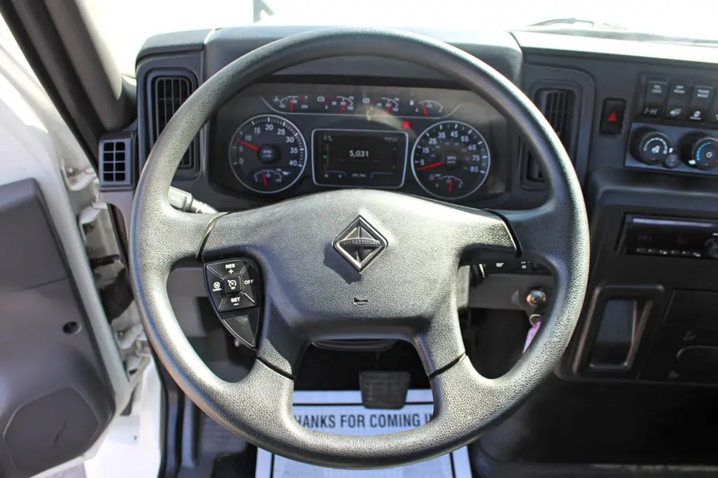 2020 International MV607 – International steering wheel and driver instrument panel